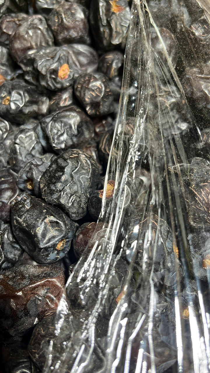 Ajwa Dates (Ajwa Khajoor)