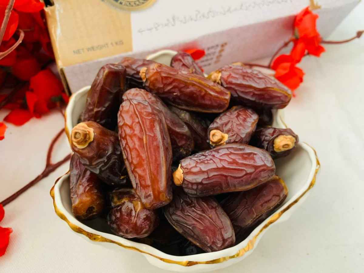 Mabroom Dates (Mabroom Khajoor)
